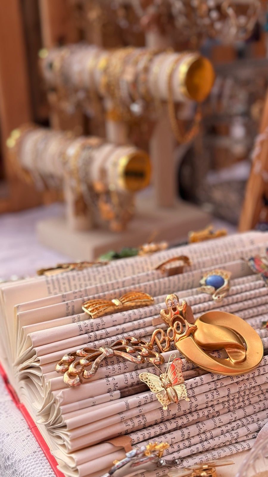 Framed jewelry display
